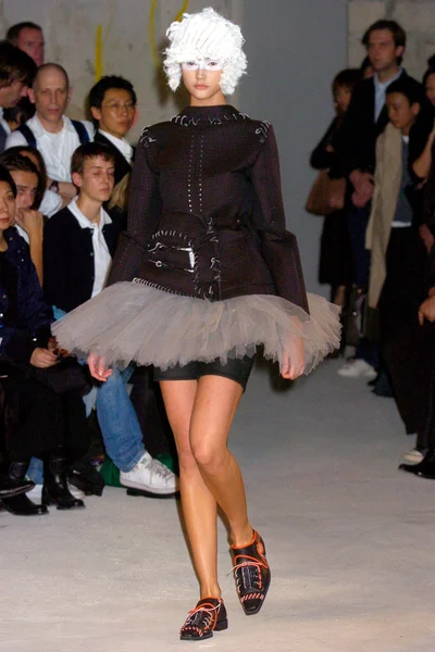 Look 18